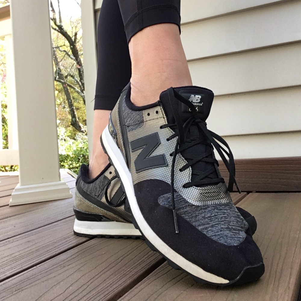 Women’s New Balance 696